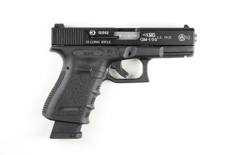 Пистолет спортивный модели GM-100 кал. .22LR